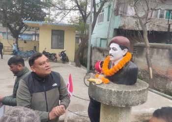 शहिद दिवसमा अनिल रुङटाद्वारा शहिदहरूप्रति श्रद्धाञ्जली अर्पण